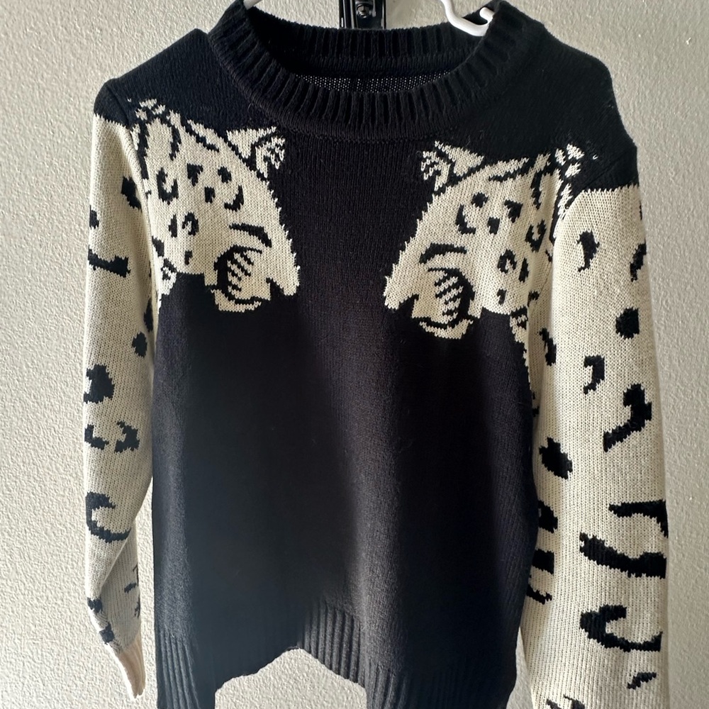 Big Cat Sweater 100% Acrylic